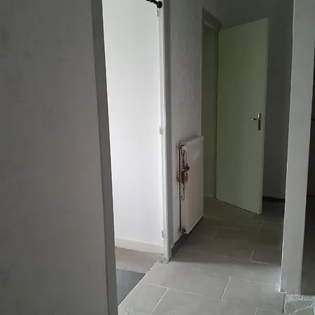 Appartement Apparemment Spacieux, Belle Vue Saint-Just-Malmont